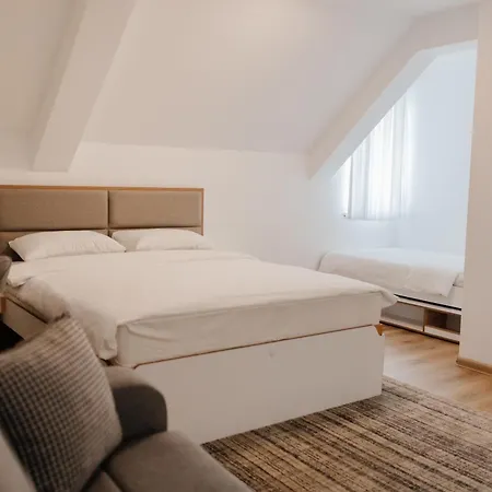 Potocari Ξενοδοχείο 4*